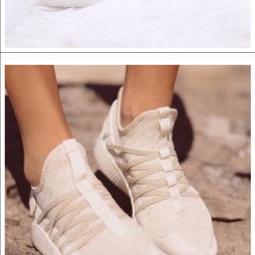 Beige sneakers slip  ons.